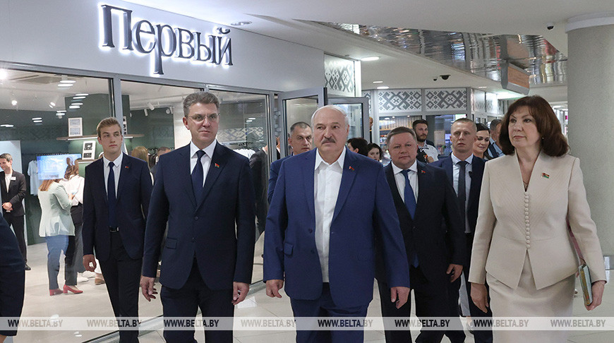"Надо продавать белорусское". Лукашенко ориентировал предприятия на активное освоение внутреннего рынка