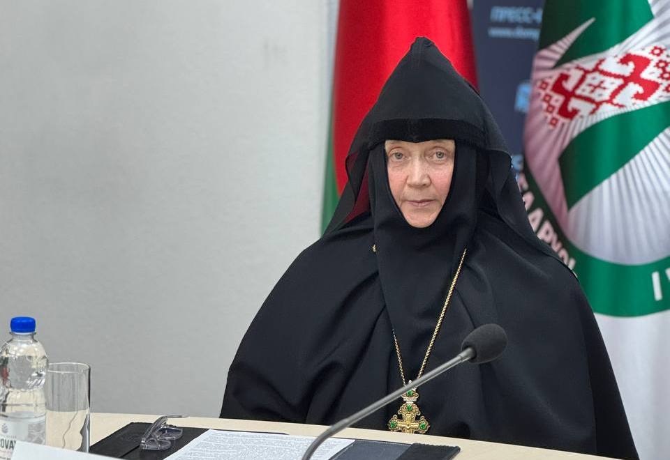 Настоятельница Полоцкого Спасо-Евфросиниевского женского монастыря рассказала о работе по духовно-нравственному воспитанию молодежи