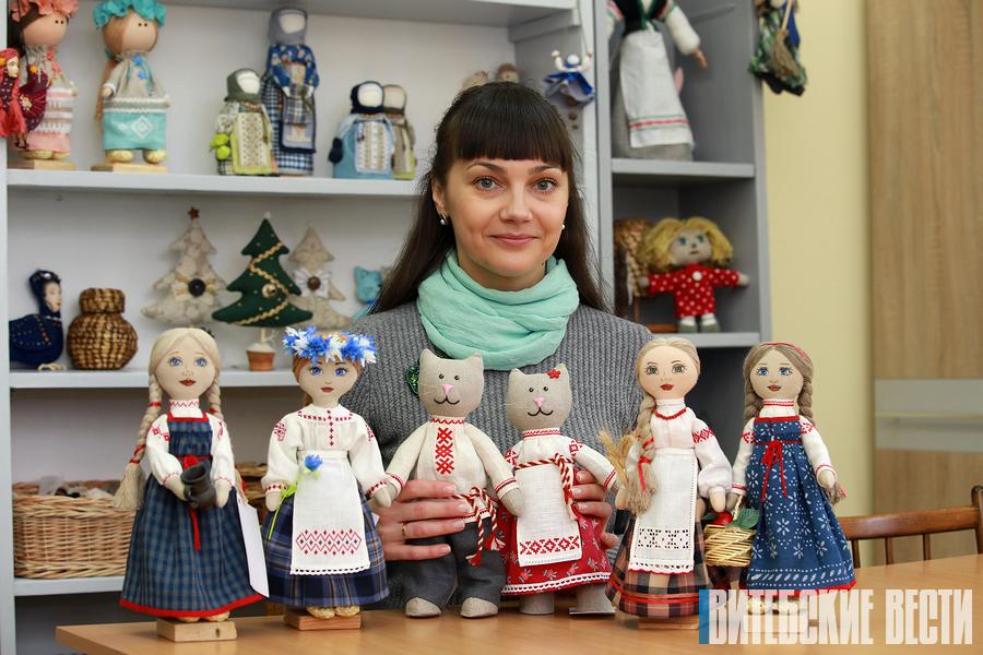 Городокская мастерица творит чудеса: хэнд-мэйд куклы в стиле Коннэ и Реут в национальной белорусской одежде