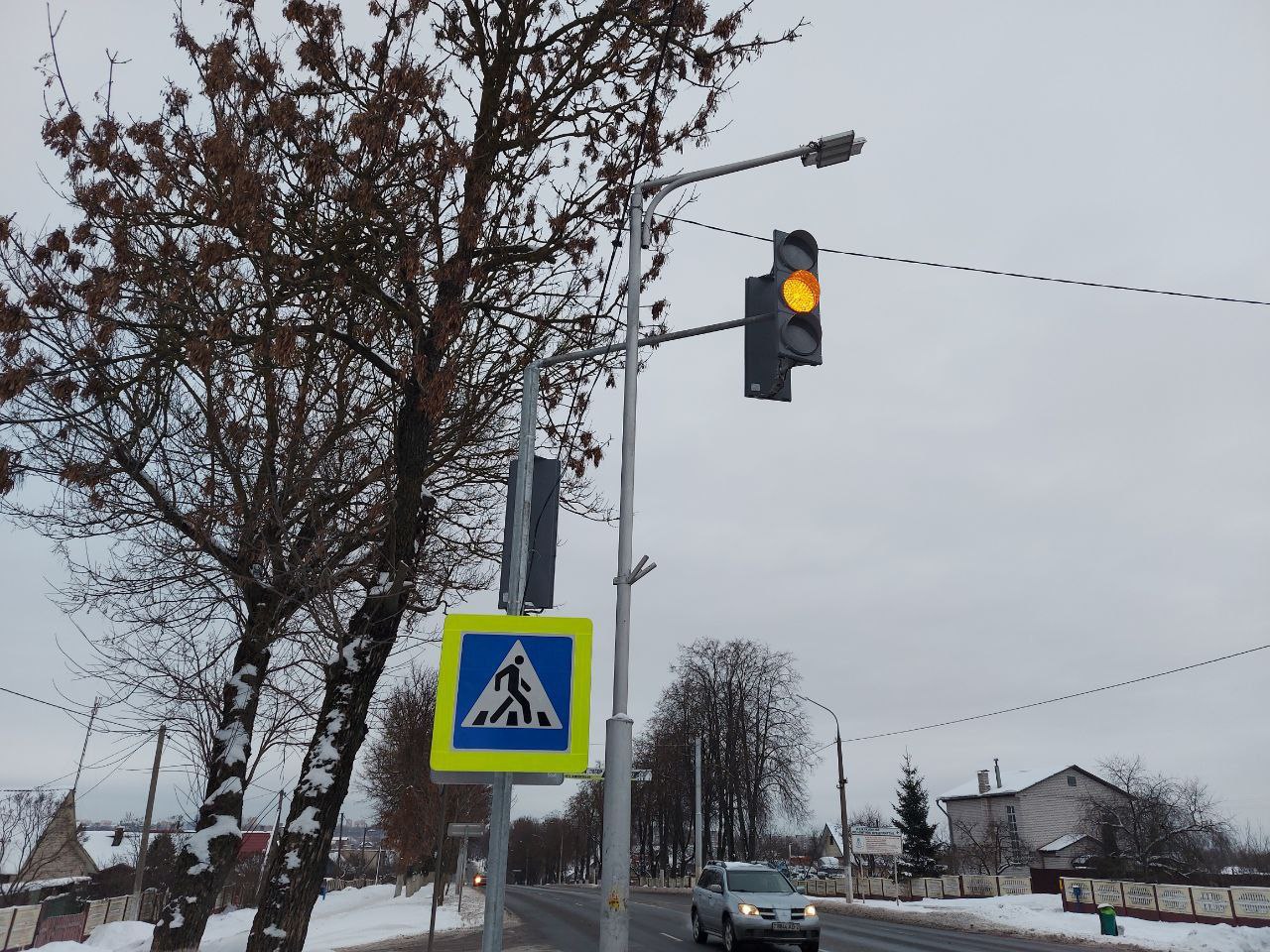 В Витебске на улице Ленинградской появился новый светофор