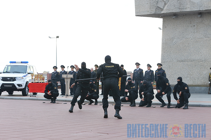 Памятник ОМОНу установили в Витебске