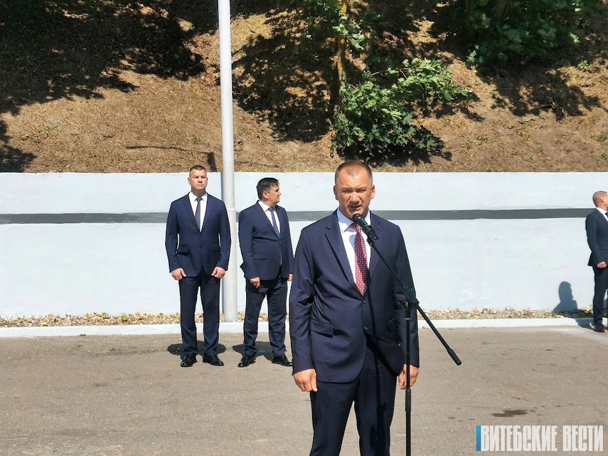Иван Кубраков  принял участие в разводе и инструктаже нарядов милиции, заступающих на охрану общественного порядка на "Славянском базаре"
