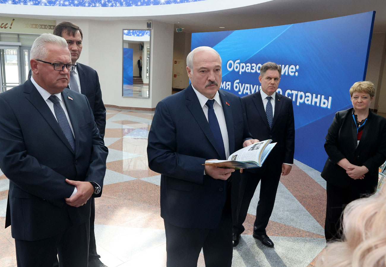 Александр Лукашенко: «Нам предстоит перезагрузить систему образования. Сегодня это вопрос государственной важности»