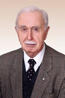 90 лет назад родился ученый-инфекционист, доктор медицинских наук, профессор Владимир Васильев