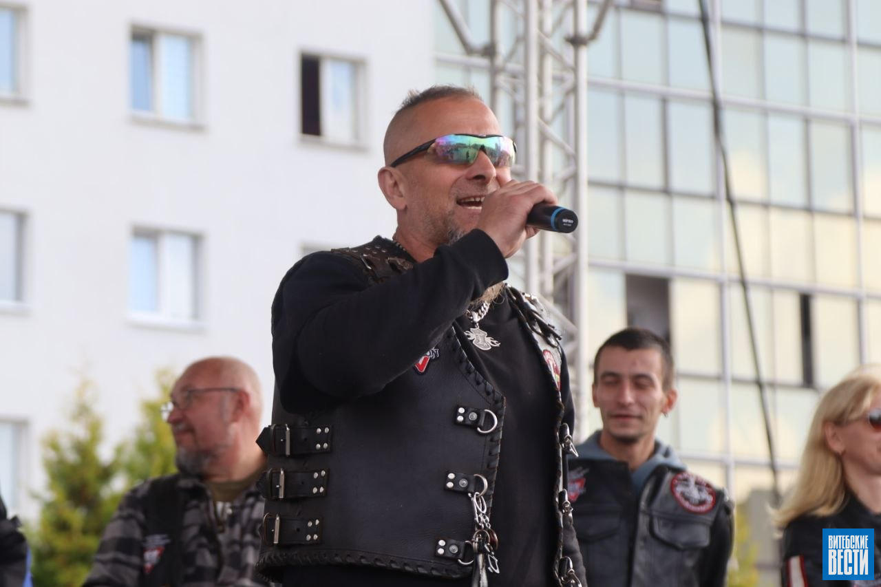 moto-12.jpg moto-12.jpg