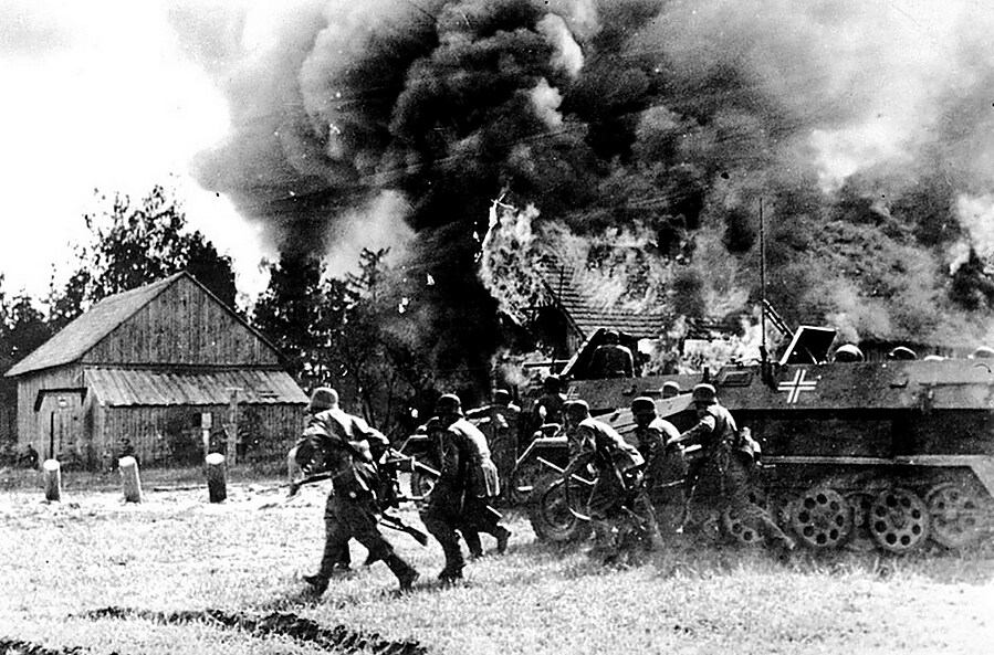 02_Немецкие солдаты во время карательной операции (Операция_Заяц-беляк).jpg
